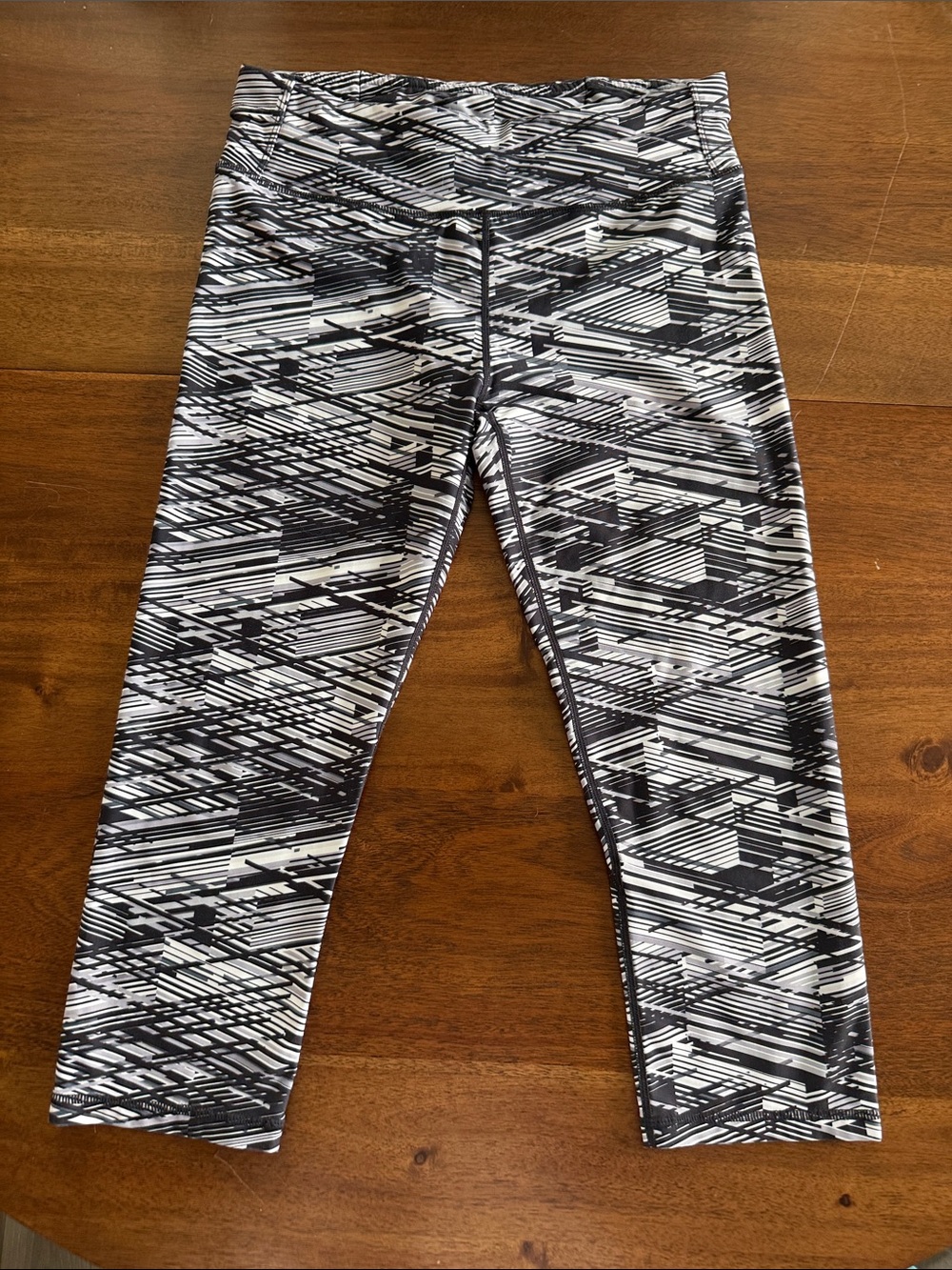 Fabletics Black & White Geo-Print Active Leggings